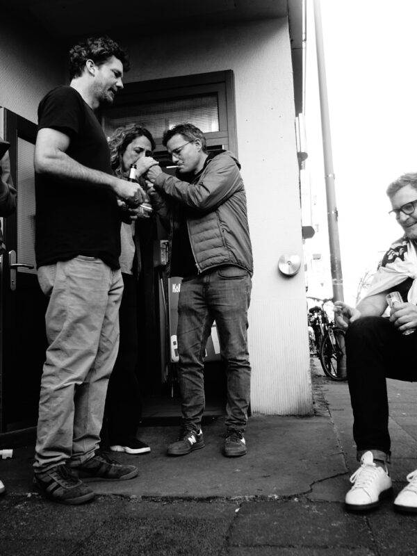 Zu später Stunde kann Malden nur noch sitzen